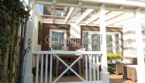 91.houten veranda met hek