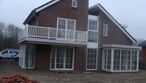4.aluminium veranda met warmtewerende heldere polycarbonaatplaten 