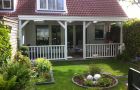 59.hardhouten veranda met hekwerk