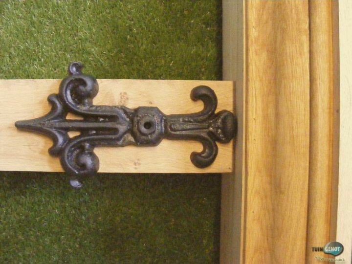 ornamenti_1550.jpg